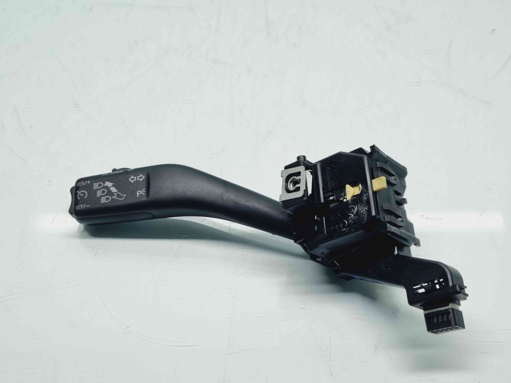 Maneta semnalizare Skoda Octavia 2 Combi (1Z5) [Fabr 2004-2013] 1K0953513G