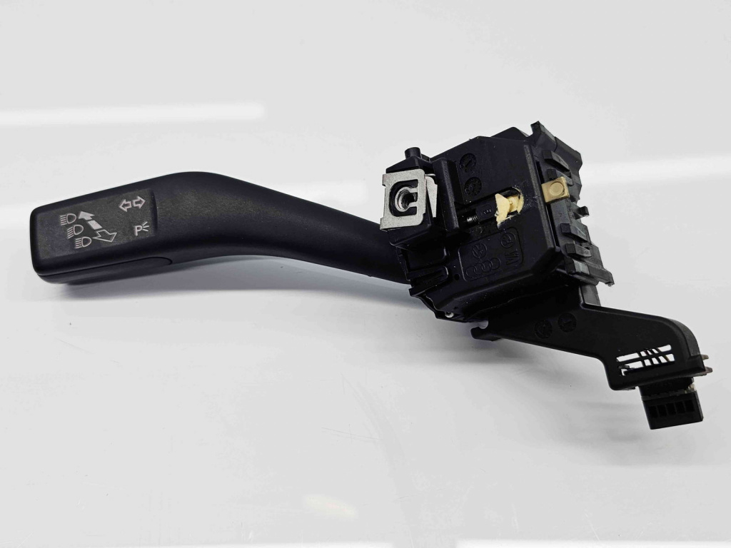 Maneta semnalizare Skoda Octavia 2 Combi (1Z5) [Fabr 2004-2013] Facelift 1K0953513E