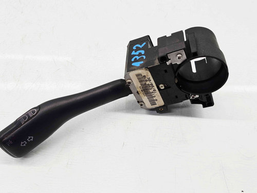 Maneta semnalizare Volkswagen Golf 4 (1J1) [Fabr 1997-2004] 8L0953513G