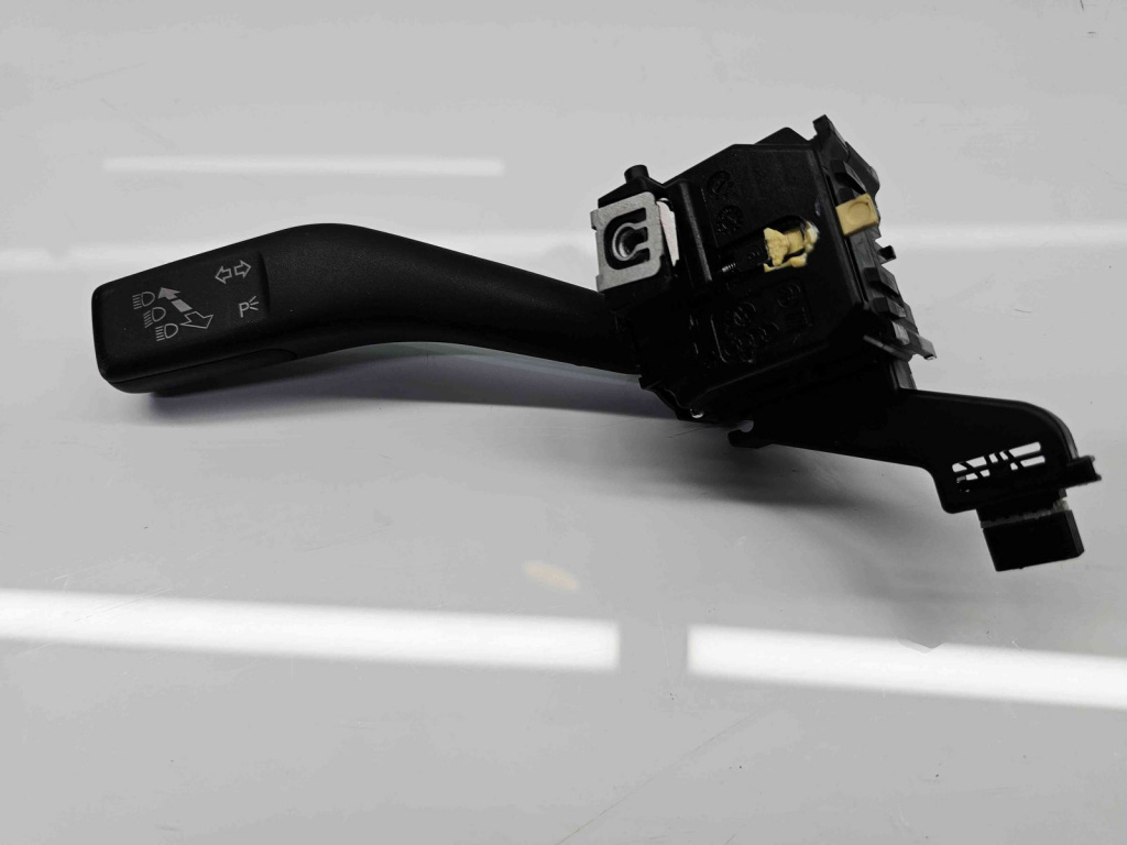 Maneta semnalizare Volkswagen Golf 6 (5K1) [Fabr 2009-2013] 1K0953513E
