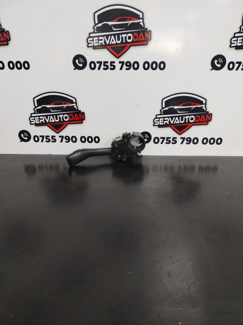 Maneta semnalizare Volkswagen Passat B5 (1996-2005) 1.9 Motorina 1998, 8L0953513