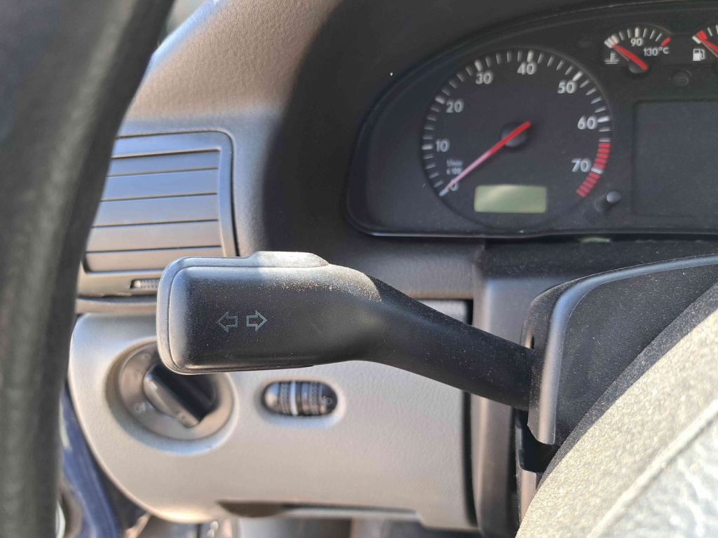 Maneta semnalizare Volkswagen Passat B5 (3B5) Variant [Fabr 1997-2000] OEM