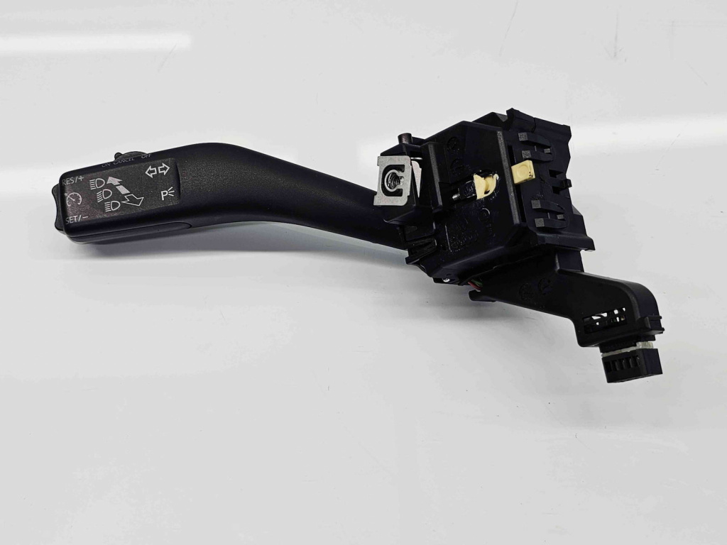 Maneta semnalizare Volkswagen Touran (1T1, 1T2) [Fabr 2003-2010] Facelift 1K0953513G