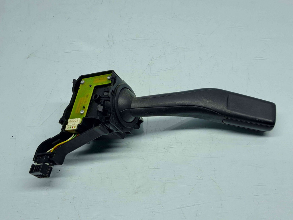 Maneta semnalizare Volkswagen Touran (1T1, 1T2) [Fabr 2003-2010] 1K0953513