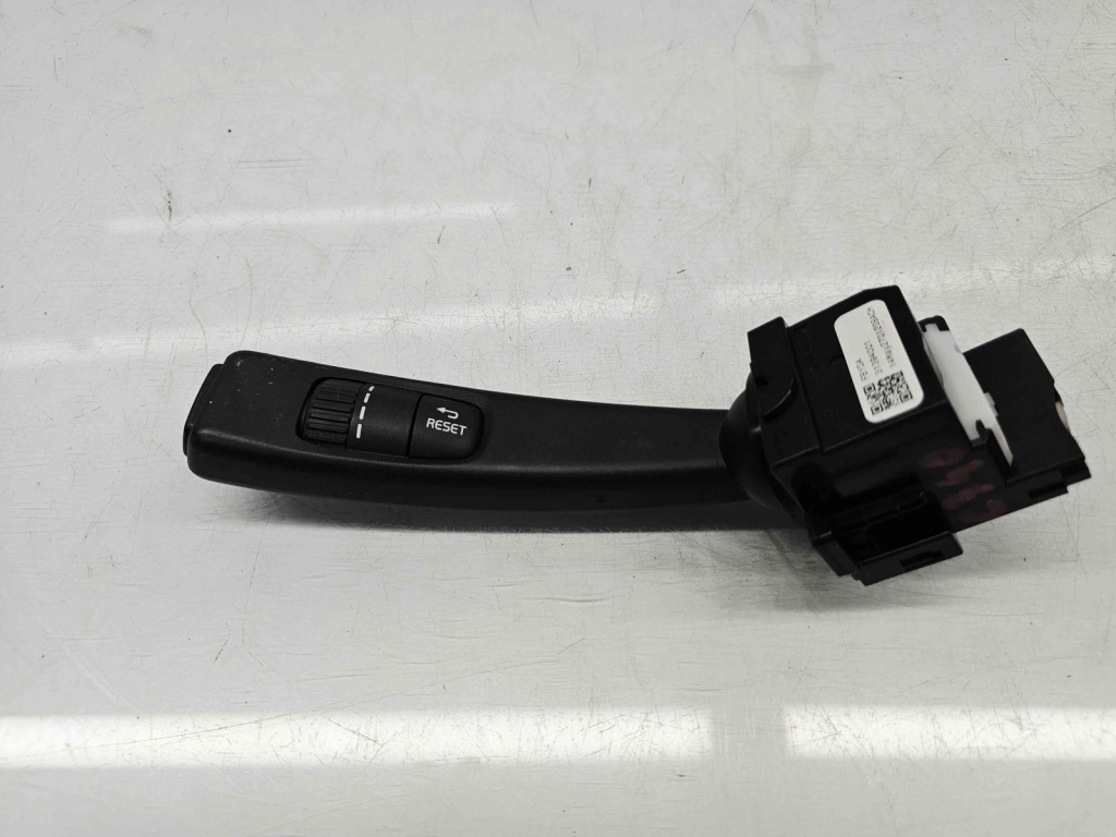 Maneta semnalizare Volvo V60 [Fabr 2010-2018] 31394001