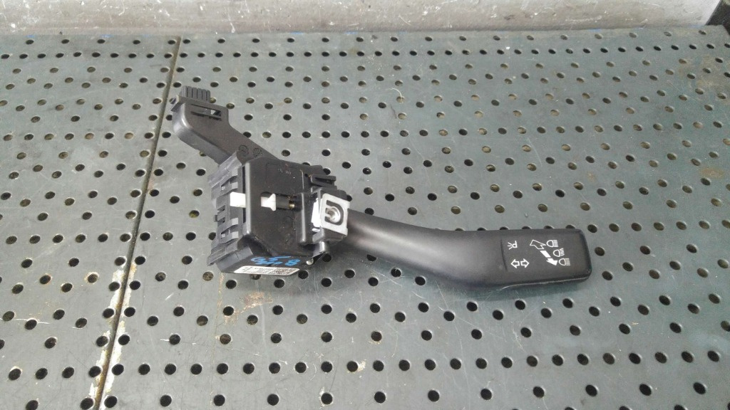 Maneta semnalizare vw golf 5 1k1 1k0953513e anp80h012c