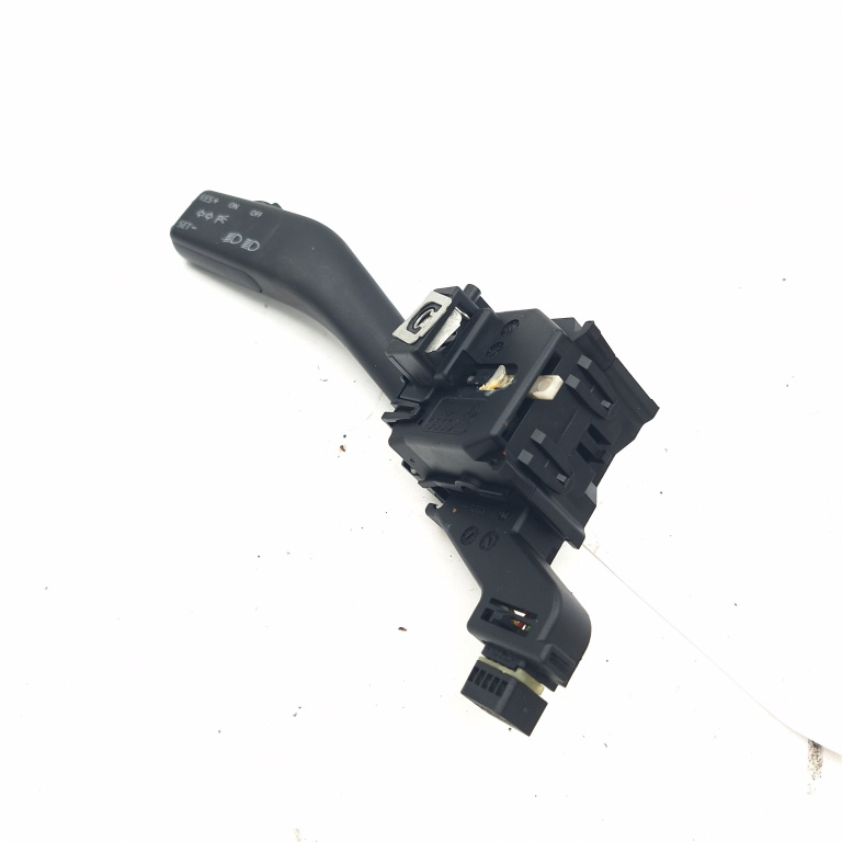 Maneta Semnalizare Vw Touran (1T) 2003-2010 1.9 Tdi Avq Motorina 1K0953513A, 1K0 953 513 A, 01103501