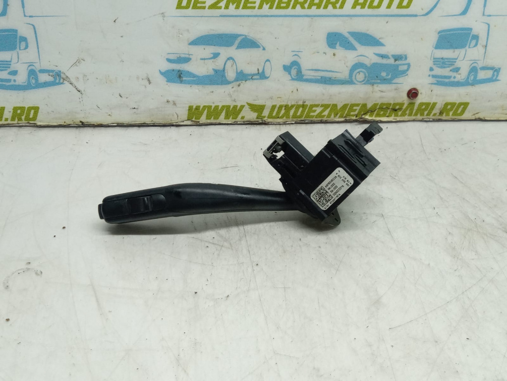 Maneta stergator 1k0953519 Volkswagen VW Golf 5 [2003 - 2009] 2.0 tdi BKD
