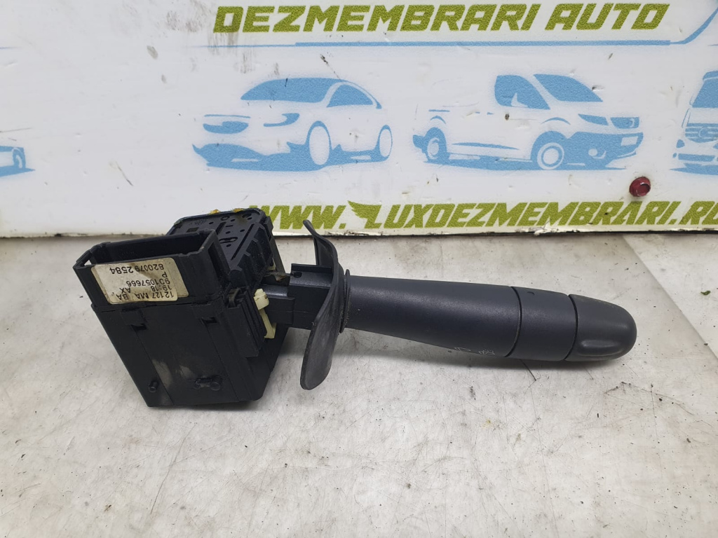 Maneta stergator 8200792584 Dacia Logan [facelift] [2007 - 2012] 1.5 DCI K9K792