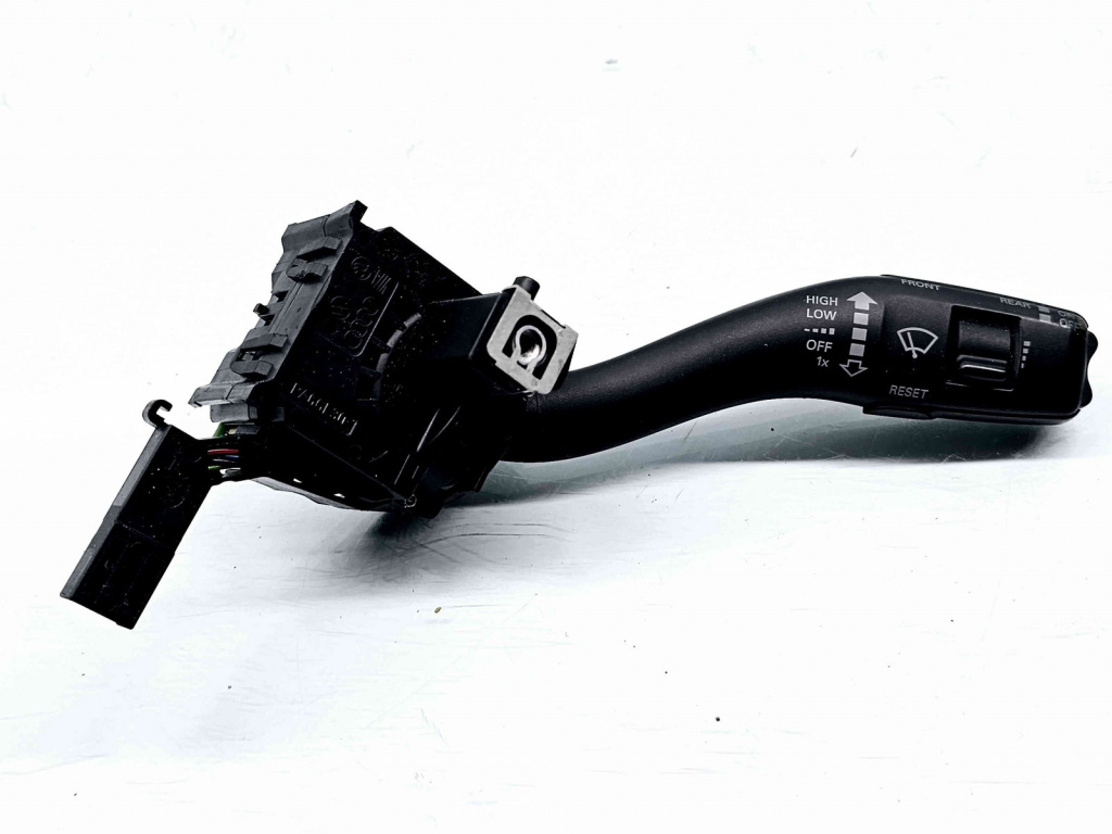 Maneta stergator Audi A3 Sportback (8PA) [Fabr 2004-2013] Facelift 8P0953519E
