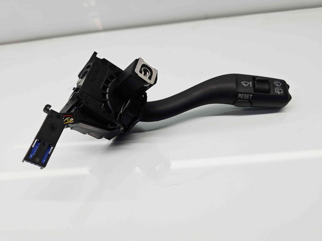 Maneta stergator Audi A3 Sportback (8PA) [Fabr 2004-2013] 8P0939519A