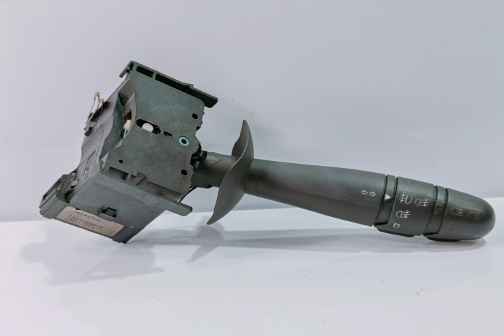 Maneta stergator Bloc Lumini 7701048913 / 34444702 Renault Laguna 2 [2001 - 2005]