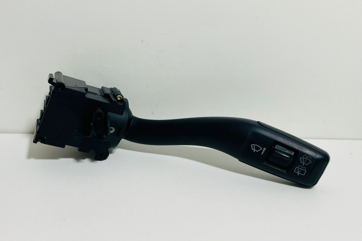 Maneta stergator Bloc lumini 8E0953503A / 8E0 953 503 A / KL001204401 Audi A4 B6 [2000 - 2005]