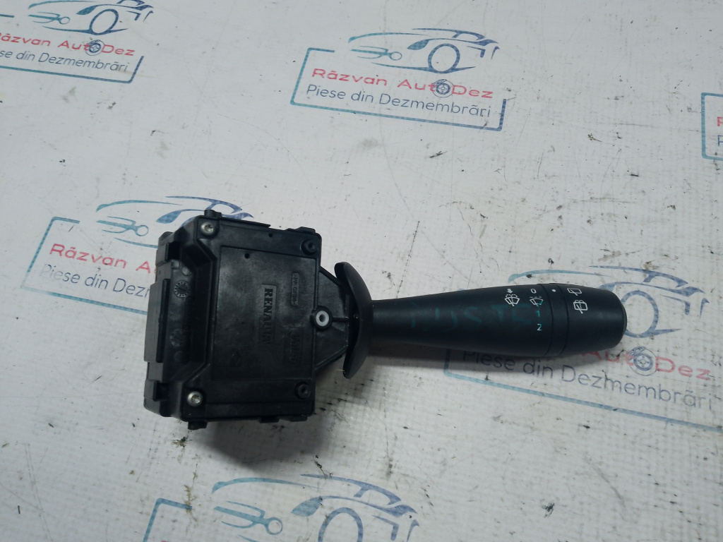 Maneta stergator Dacia Duster 2013