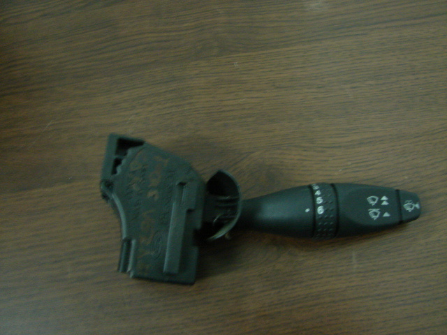 Maneta stergator Ford Focus [1998 - 2004] wagon 5-usi 1.8 Tddi MT (90 hp) (DNW)