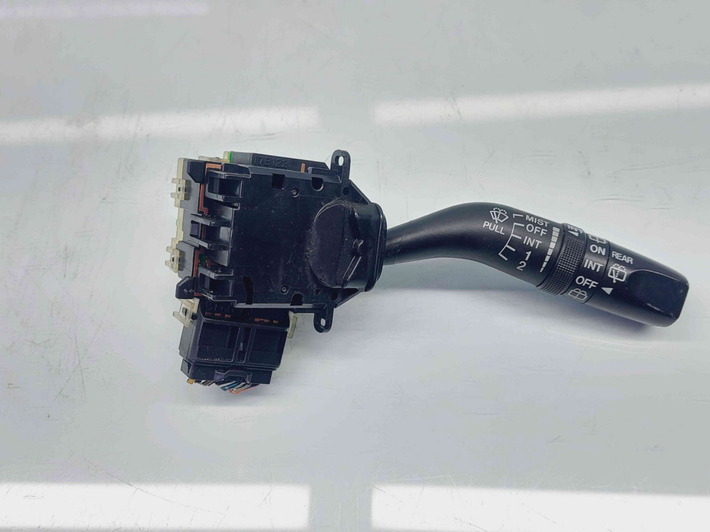 Maneta stergator MAZDA 6 Station Wagon (GY) [Fabr 2002-2007] OEM