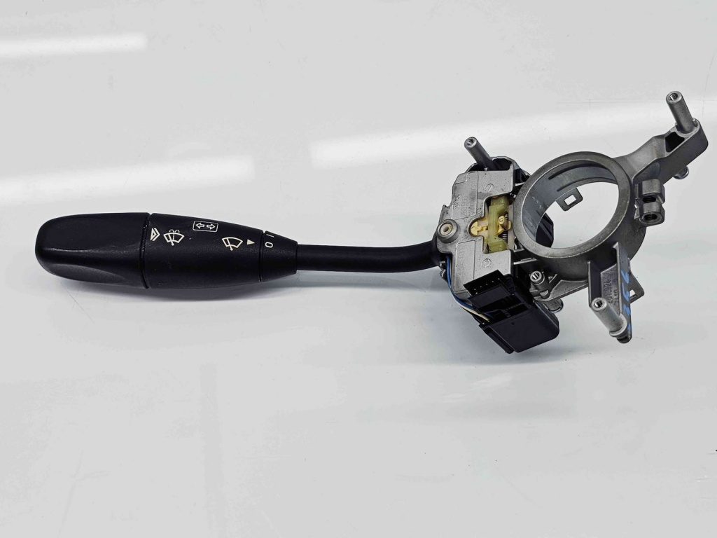Maneta stergator Mercedes Clasa C (W203) [Fabr 2000-2007] A2035450310