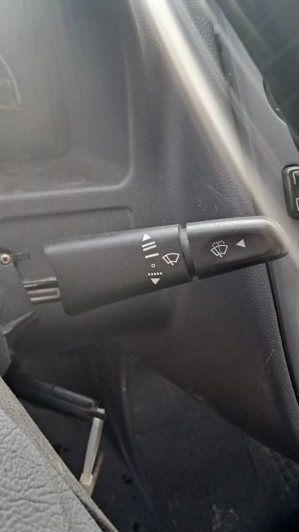 Maneta stergator Mercedes Vito W638 an fabricatie 2002