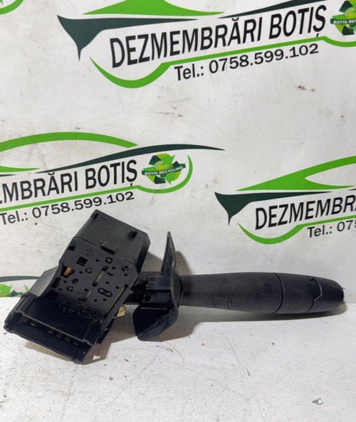 Maneta stergator parbriz 820039 9390 Dacia Logan [2004 - 2008] Sedan 1.4 MT (75 hp)