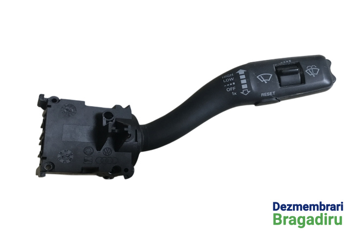 Maneta stergator parbriz cu BC Cod: 4E0953503F 4E0953503F Seat Exeo [2009 - 2012] Sedan 2.0 TDI MT (143 hp) Cod motor: CAGA, Cod culoare: LW7X