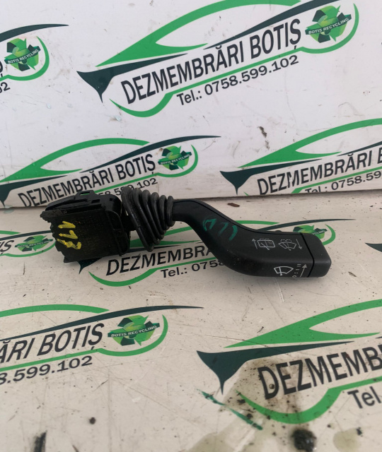 Maneta stergator parbriz si luneta 090 243 395 501 392 090 243 395 501 392 Opel Vectra B [facelift] [1999 - 2002] wagon 5-usi 1.8 MT (116 hp)