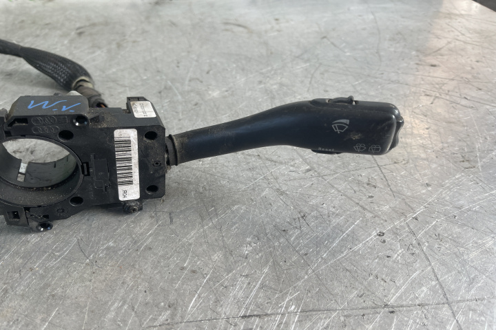 Maneta stergator parbriz si luneta 4BO953503H / 4BO 953 503 H Volkswagen VW Golf 4 [1997 - 2006] Hatchback 3-usi 1.6 MT (105 hp)