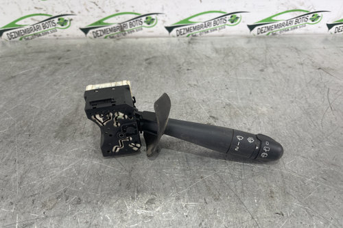 Maneta stergator parbriz si luneta Dacia Logan [2004 - 2008] MCV 1.5 dci MT (84 hp)