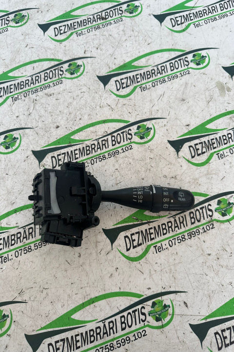Maneta stergator parbriz si luneta Suzuki Swift 3 [2004 - 2010] Hatchback 5-usi 1.3 MT (92 hp)