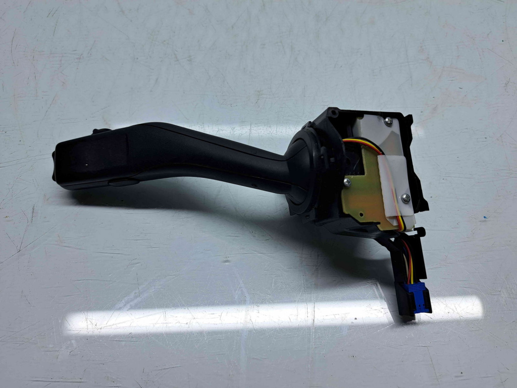 Maneta stergator Seat Leon (1P1) FR [Fabr 2005-2011] 1K0953519J