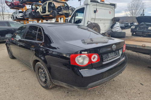 Maneta stergator Volkswagen Jetta 2010 sedan/berlina 1.6 benzina