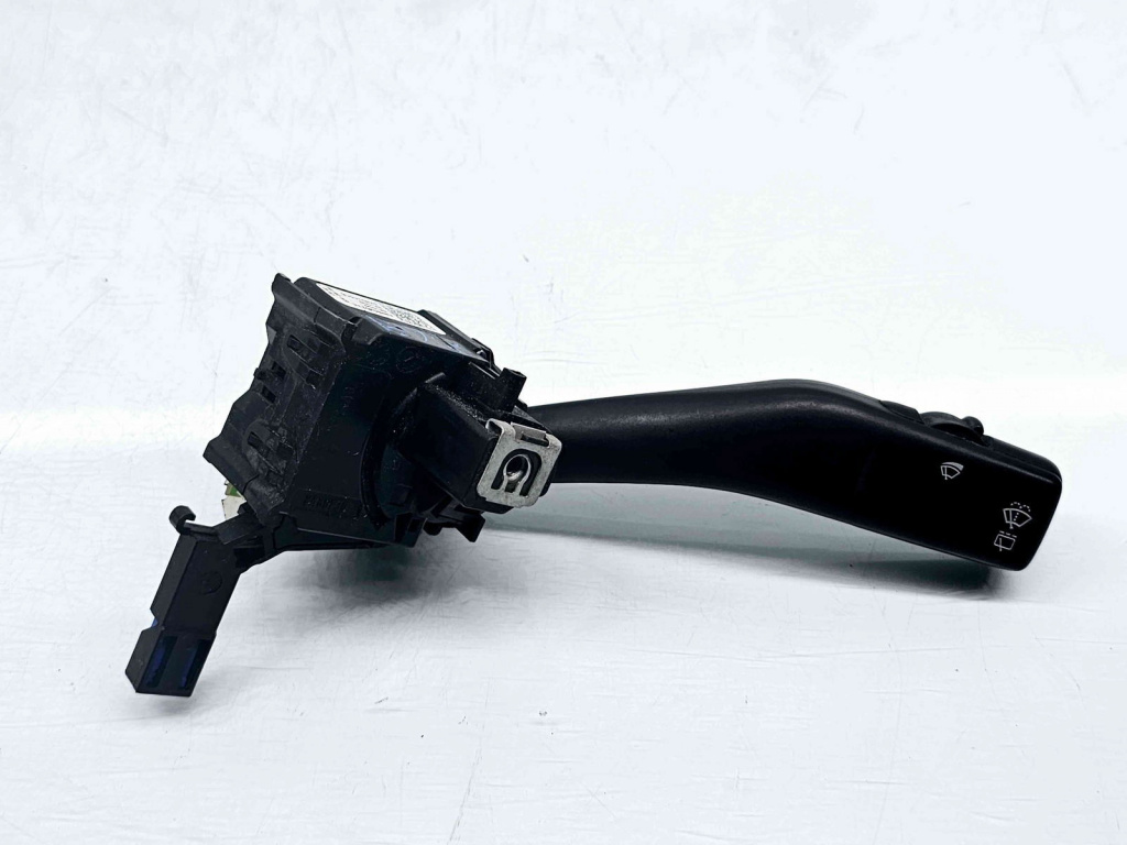 Maneta stergator Volkswagen Octavia 2 (1Z3) [Fabr 2004-2013] 1K0953519