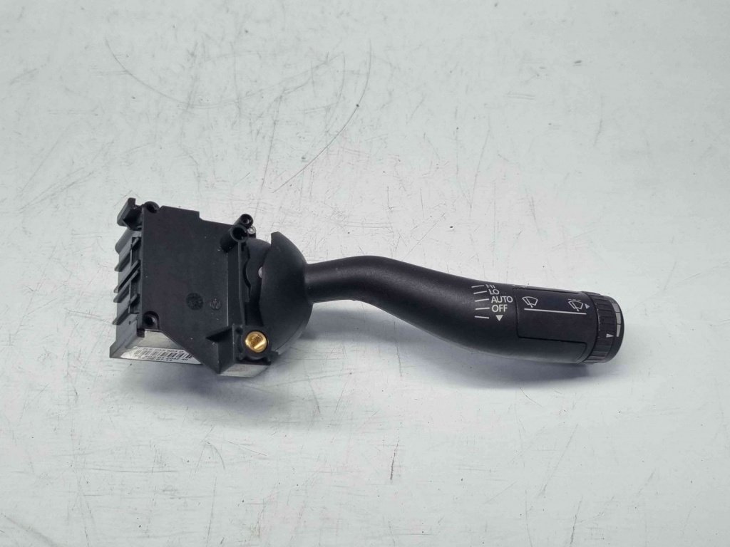 Maneta stergator Volkswagen Touareg (7LA, 7L6) [Fabr 2003-2010] 7L6953503D