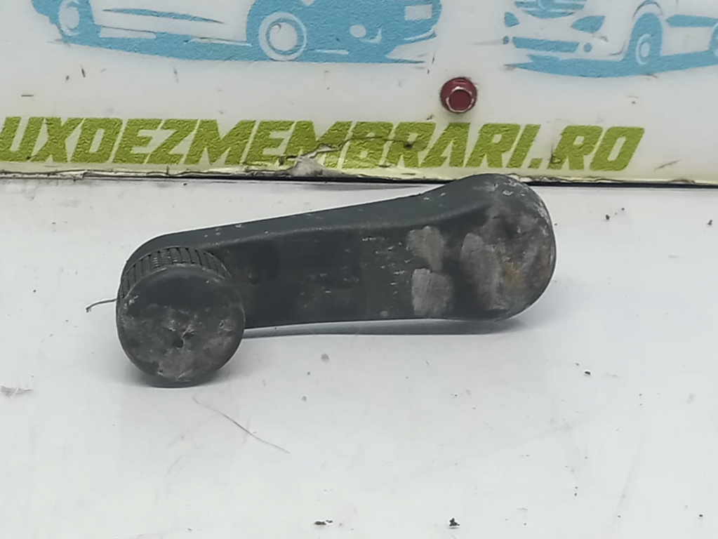 Manivela macara manuala geam spate 1h0837581d Volkswagen VW Golf 5 [2003 - 2009]