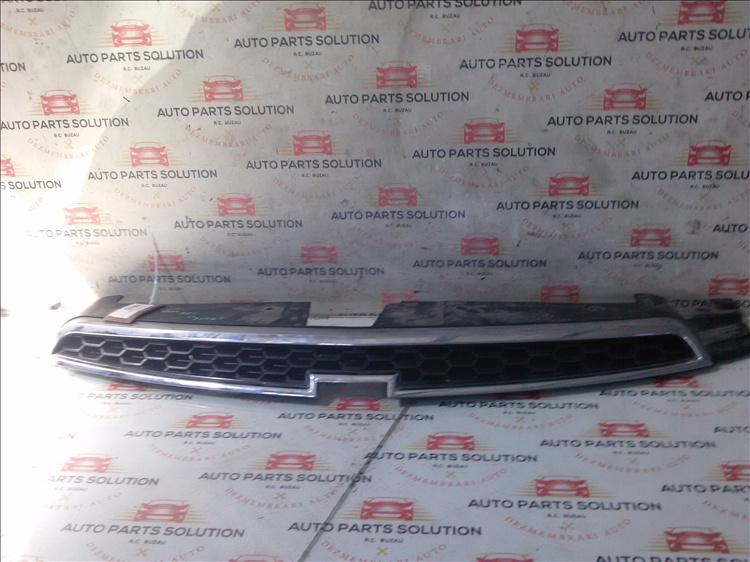 Masca bara fata superioara CHEVROLET CRUZE 2.0 D an fabr. 2010