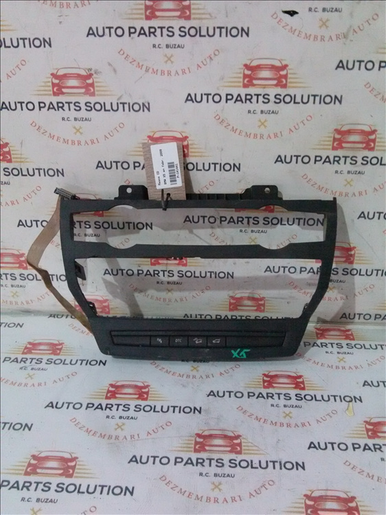Masca CD BMW X5 an fabr. 2009