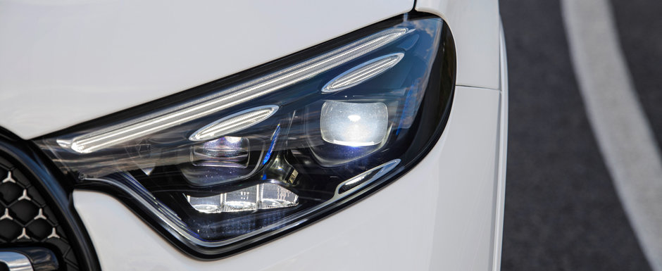 Masina care face BMW X3 sa tremure de frica. Mercedes prezinta oficial noul GLC cu doua ecrane uriase in bord si o motorizare care consuma doar 0.5 la suta Masina care face BMW X3 sa tremure de frica. Mercedes prezinta oficial noul GLC cu doua ecrane uriase in bord si o motorizare care consuma doar 0.5 la suta