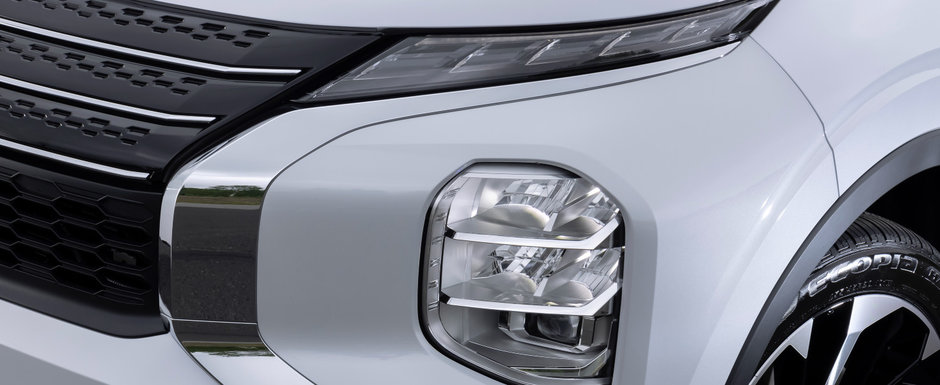Masina care le da fiori nemtilor de la VW. Noua generatie arata ca un OZN. Unde mai pui ca ofera trei motoare in total. Galerie foto completa Masina care le da fiori nemtilor de la VW. Noua generatie arata ca un OZN. Unde mai pui ca ofera trei motoare in total. Galerie foto completa