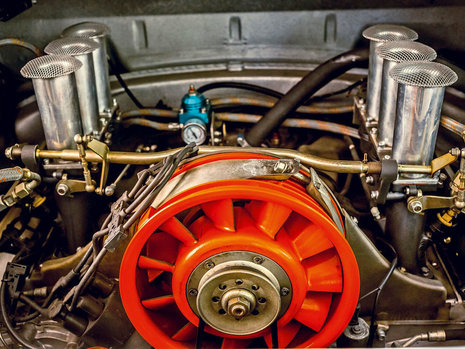 Masina condusa de omul care a proiectat Bugatti Chiron