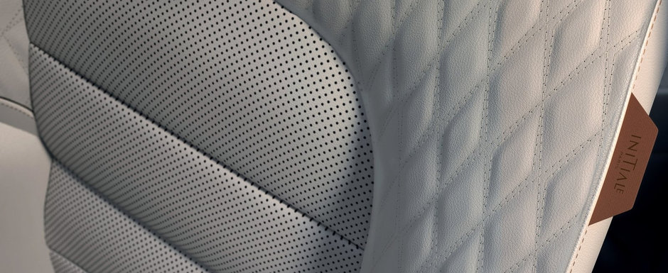 Masina de care lumea a uitat ca mai exista. Renault a pregatit o versiune imbunatatita ca sa fure clientii de Volkswagen. Cat costa in Romania Masina de care lumea a uitat ca mai exista. Renault a pregatit o versiune imbunatatita ca sa fure clientii de Volkswagen. Cat costa in Romania