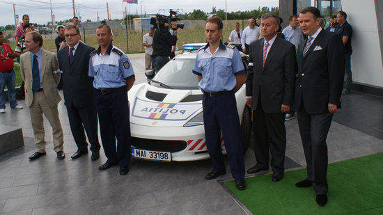 Masina de politie Lotus Evora S a ramas in pana pe autostrada