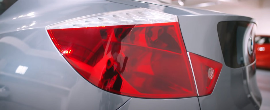 Masina pe care BMW a tinut-o ascunsa 17 ani. E din 2004, insa abia acum a prezentat-o publicului Masina pe care BMW a tinut-o ascunsa 17 ani. E din 2004, insa abia acum a prezentat-o publicului