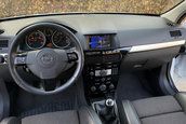 Masini de lux la pret de Dacie. Cele mai ieftine automobile din Romania cu interior de piele