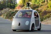 Masinile autonome de la Google, victime in 11 accidente rutiere