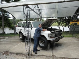Masinile lui Pablo Escobar, cel mai bogat mafiot din toate timpurile