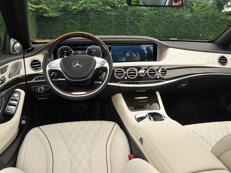 Maybach S-Class cu 900 CP sub capota