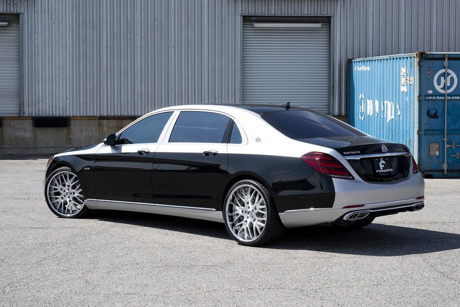 Maybach S600 in doua culori