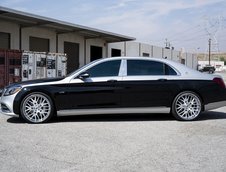 Maybach S600 in doua culori