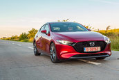 Mazda 3 benzina