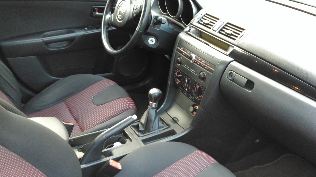 Mazda 3 VVTI 2005