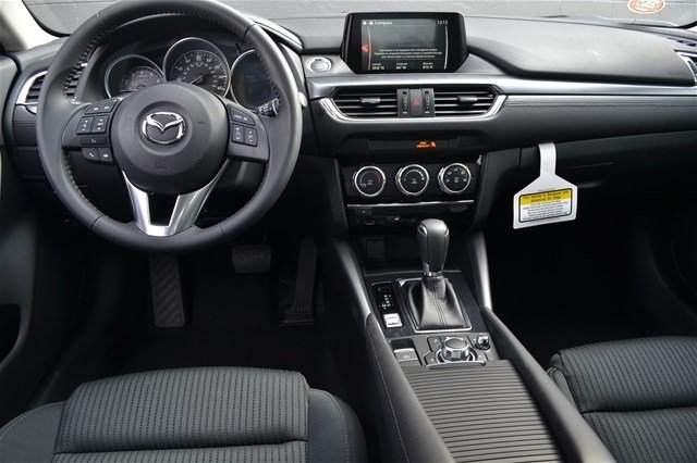 Mazda 6 Sport - 4 Doors / S